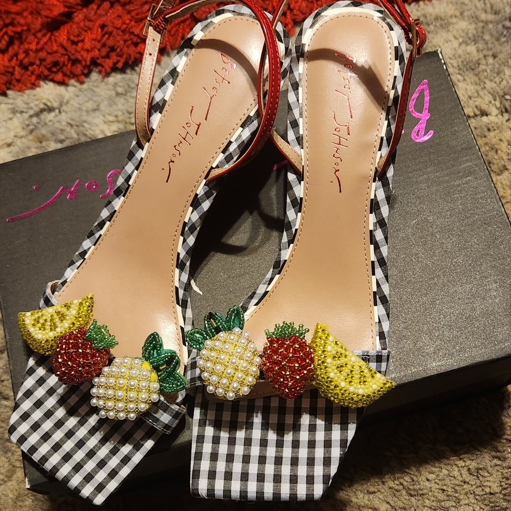 Betsey Johnson shoes